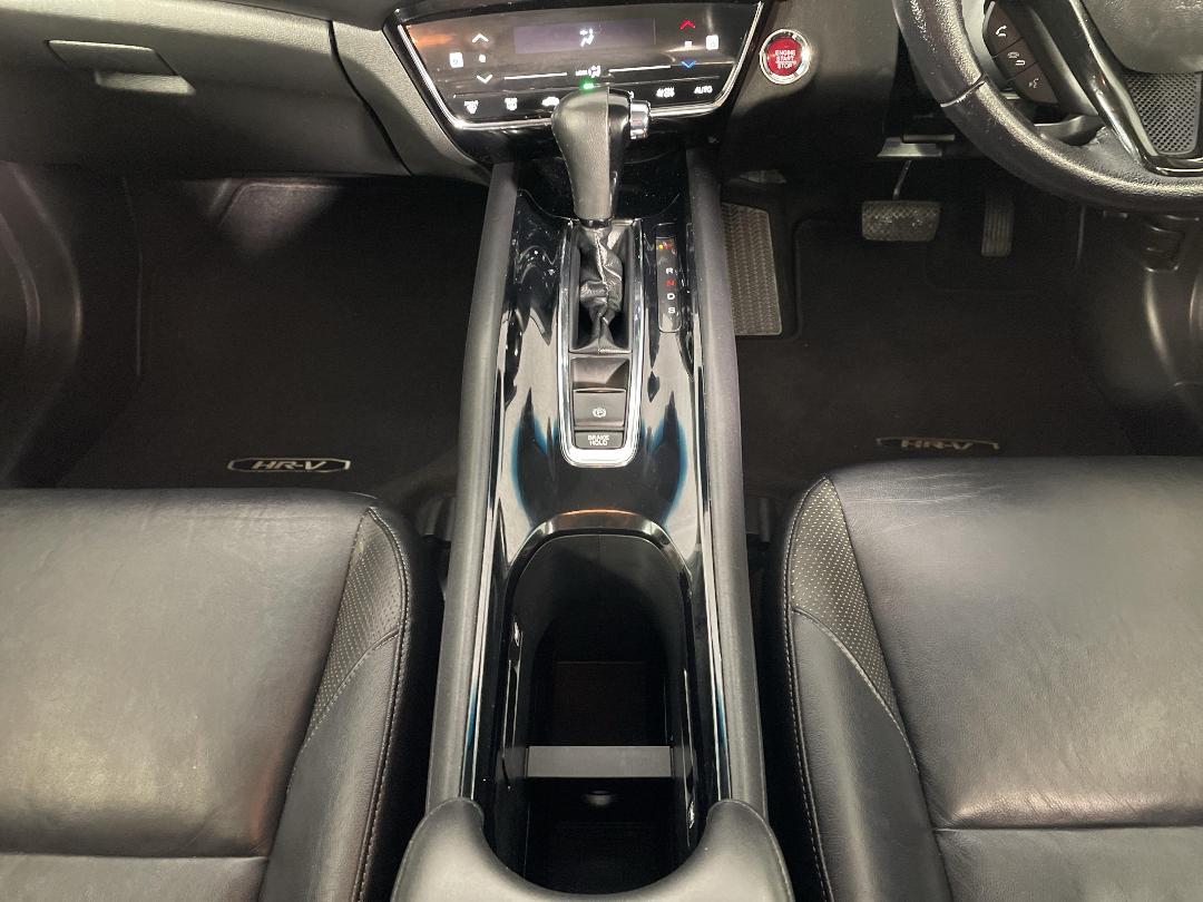 Photo '18' of Honda HR-V