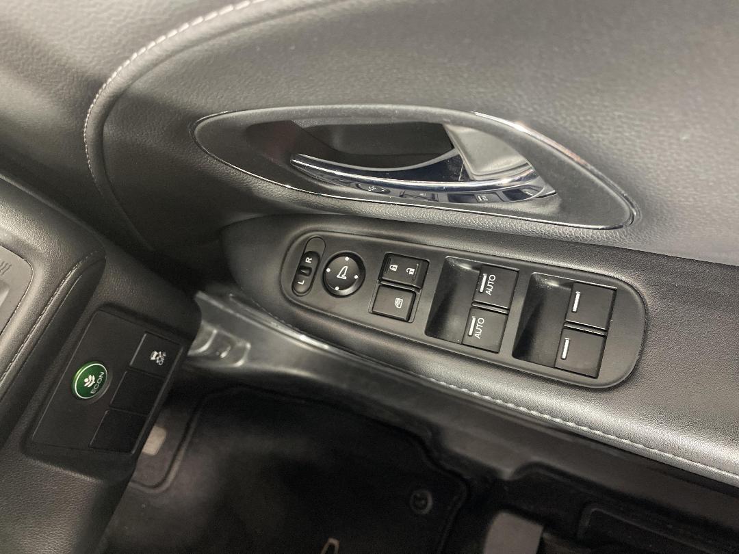 Photo '24' of Honda HR-V