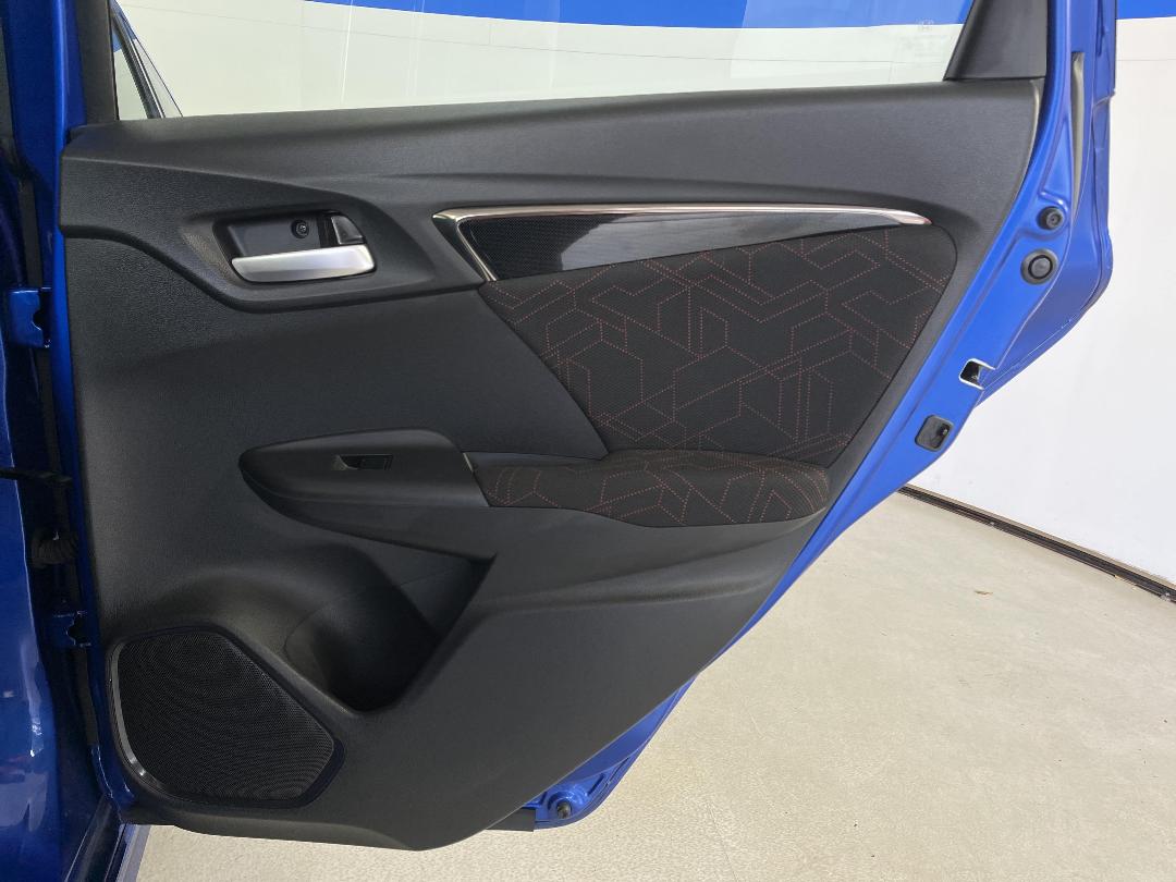 Photo '19' of Honda Jazz