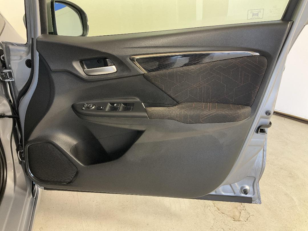 Photo '15' of Honda Jazz