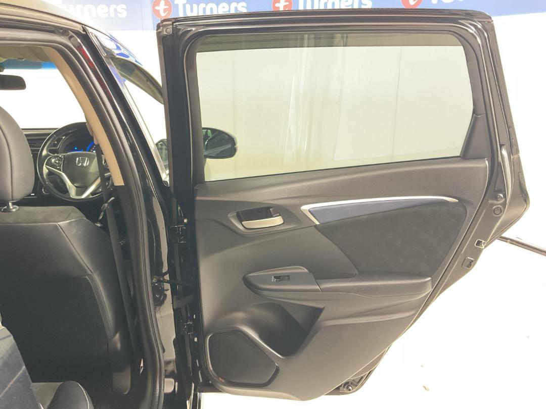 Photo '19' of Honda Shuttle Photo '19' of Honda Shuttle