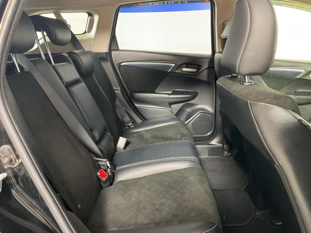 Photo '20' of Honda Shuttle Photo '20' of Honda Shuttle