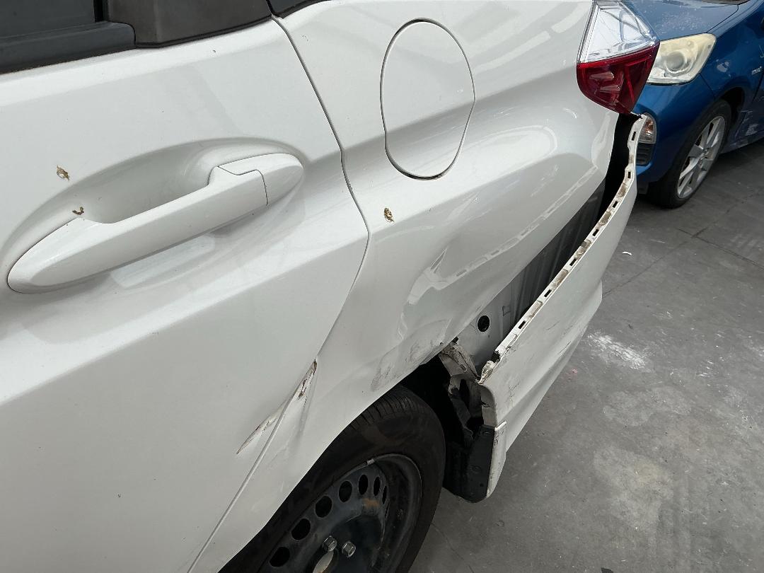 Photo '6' of Honda Shuttle Hybrid Photo '6' of Honda Shuttle Hybrid