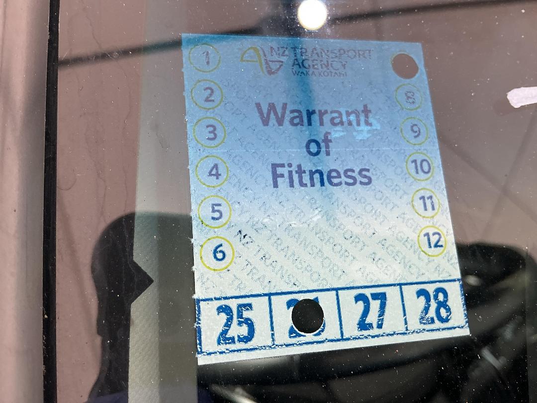 Photo '21' of Honda Shuttle Hybrid Photo '21' of Honda Shuttle Hybrid