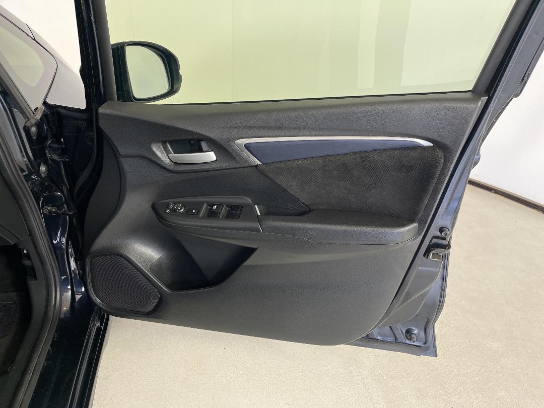 Photo '15' of Honda Shuttle Photo '15' of Honda Shuttle