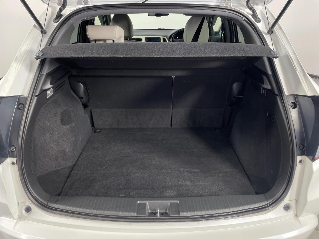 Photo '14' of Honda Vezel