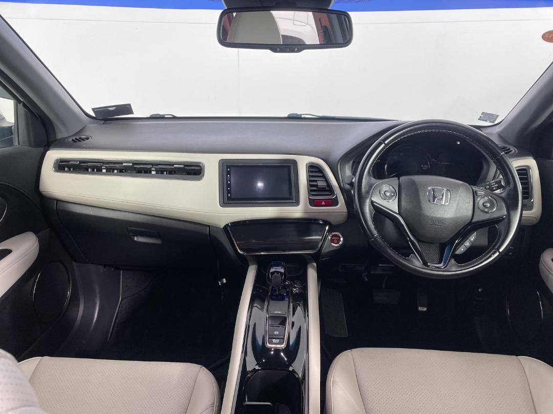 Photo '17' of Honda Vezel