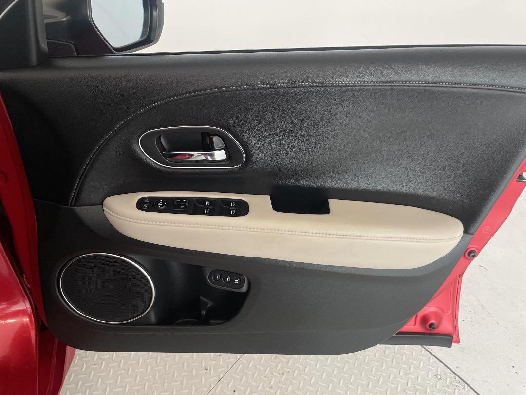 Photo '15' of Honda Vezel