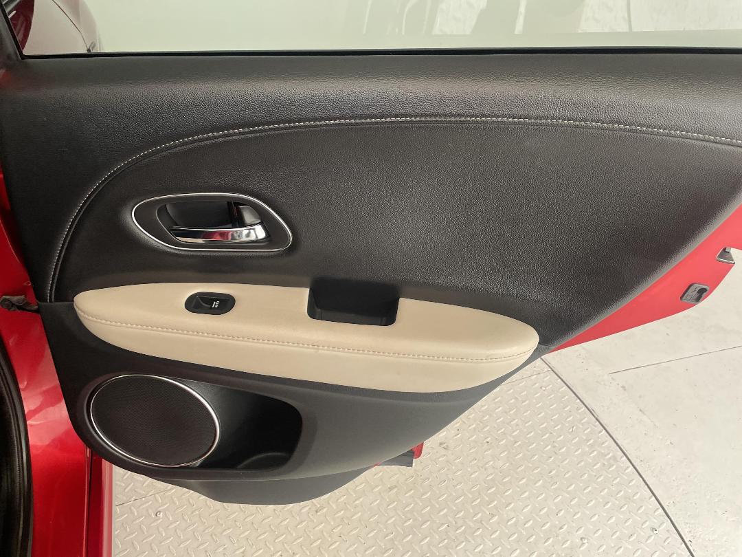 Photo '19' of Honda Vezel