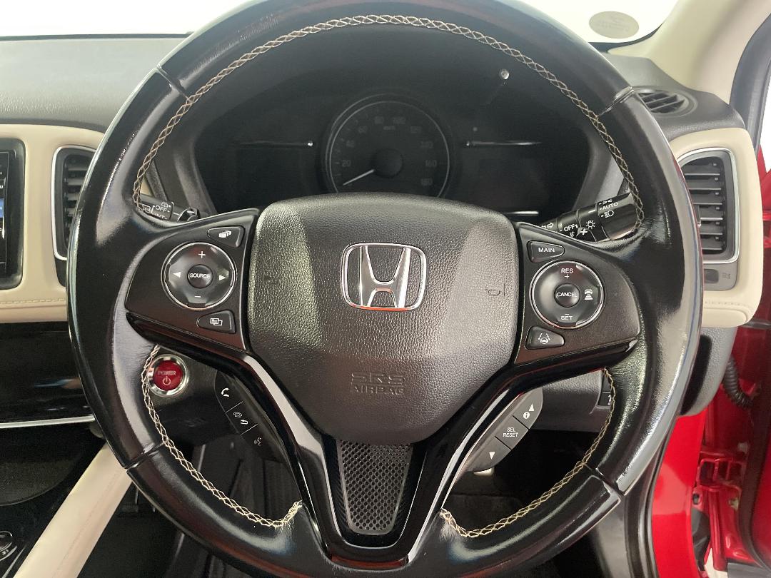 Photo '28' of Honda Vezel