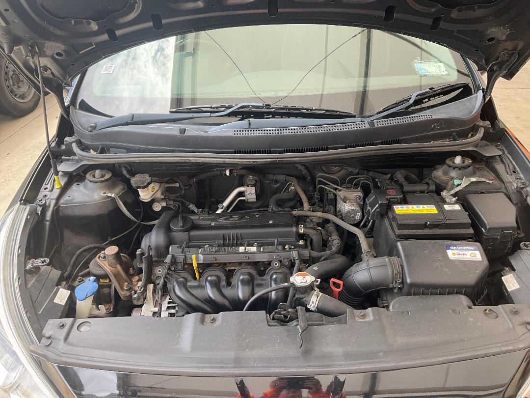 Photo '9' of Hyundai Accent