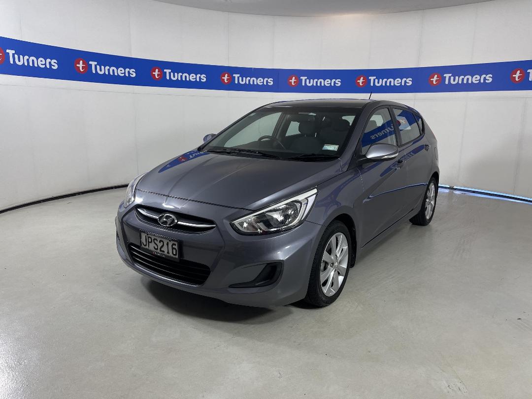 Photo '4' of Hyundai Accent