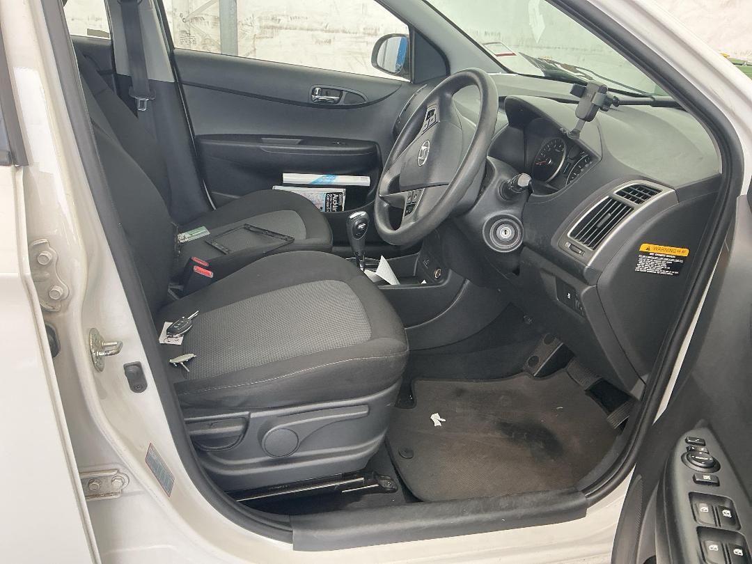 Photo '22' of Hyundai I20 PB Photo '22' of Hyundai I20 PB