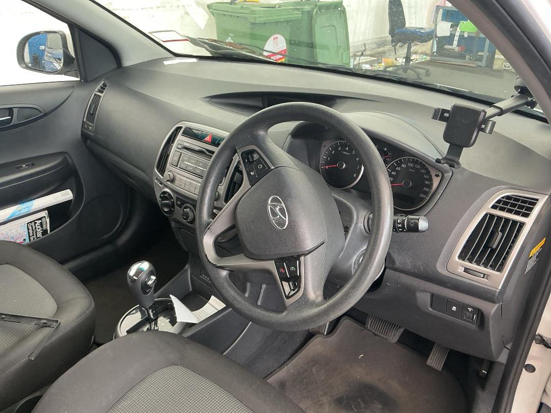 Photo '23' of Hyundai I20 PB Photo '23' of Hyundai I20 PB