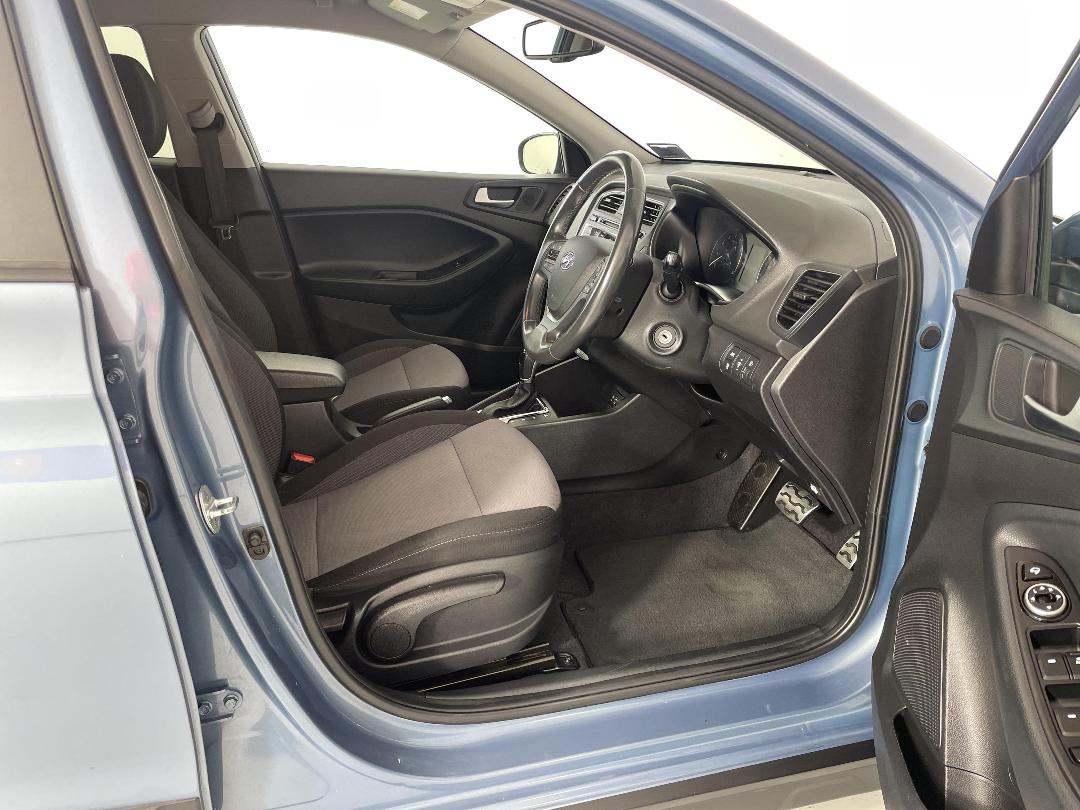 Photo '16' of Hyundai I20 Photo '16' of Hyundai I20