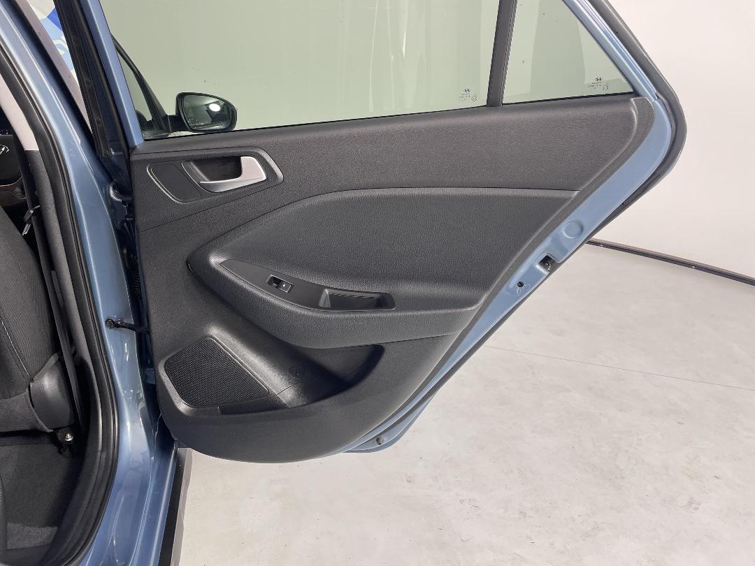 Photo '19' of Hyundai I20 Photo '19' of Hyundai I20