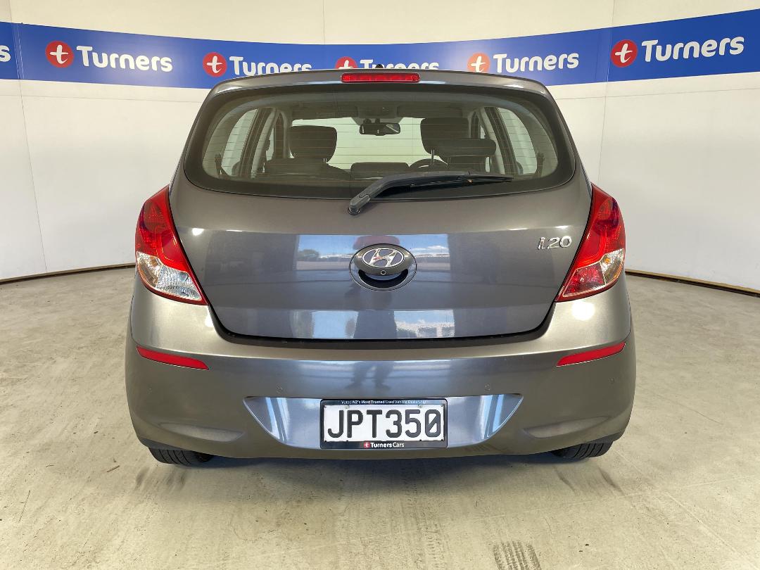 Photo '6' of Hyundai I20