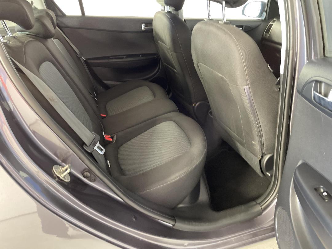 Photo '20' of Hyundai I20