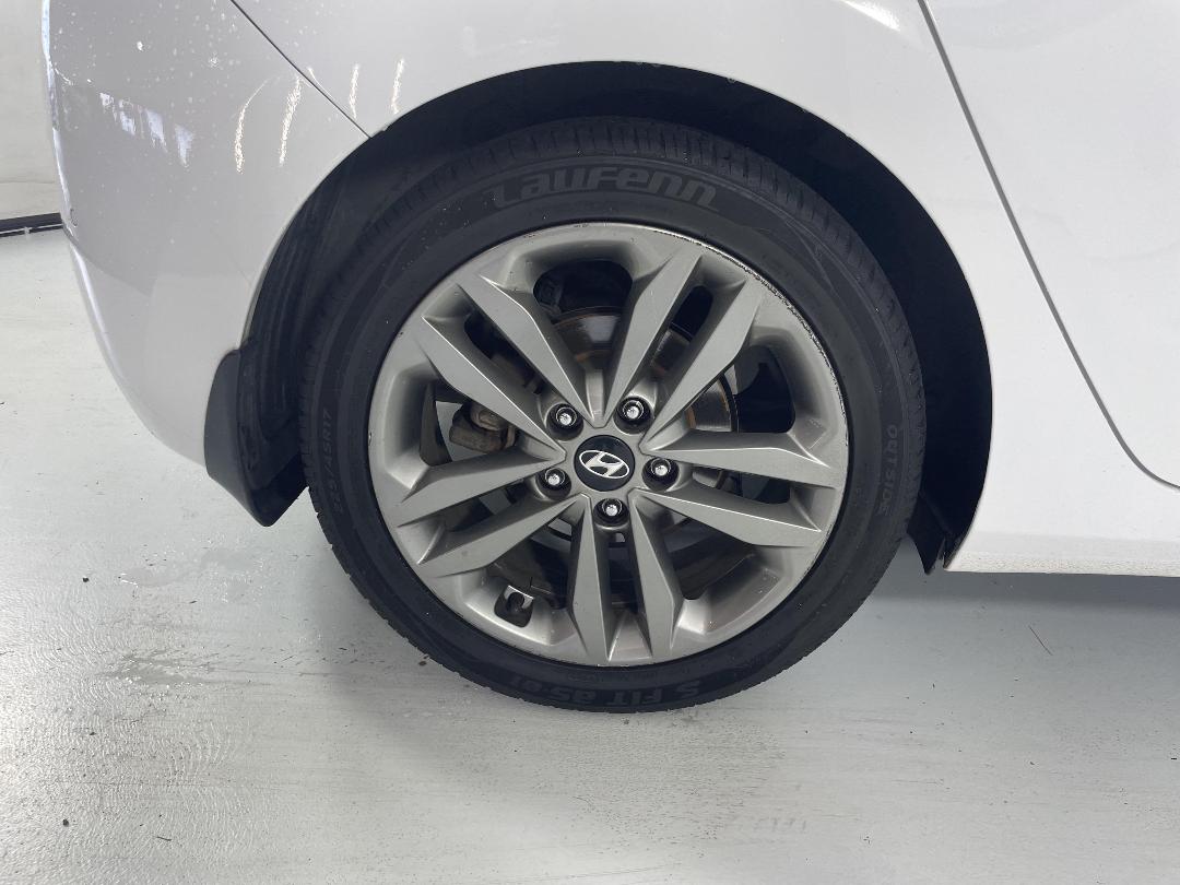 Photo '12' of Hyundai I30