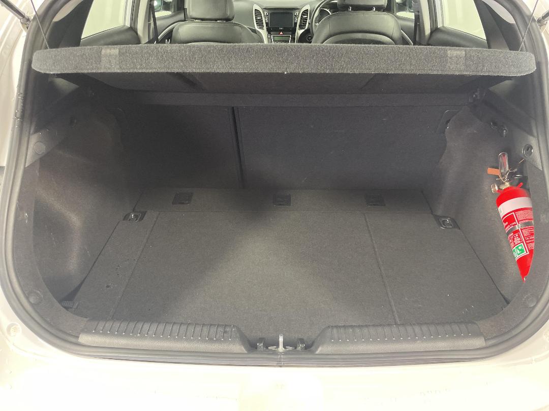 Photo '14' of Hyundai I30