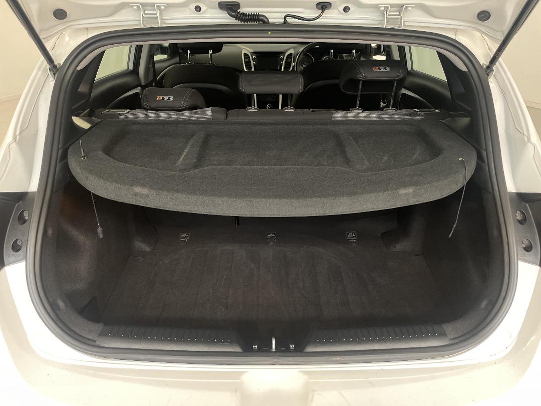 Photo '14' of Hyundai I30