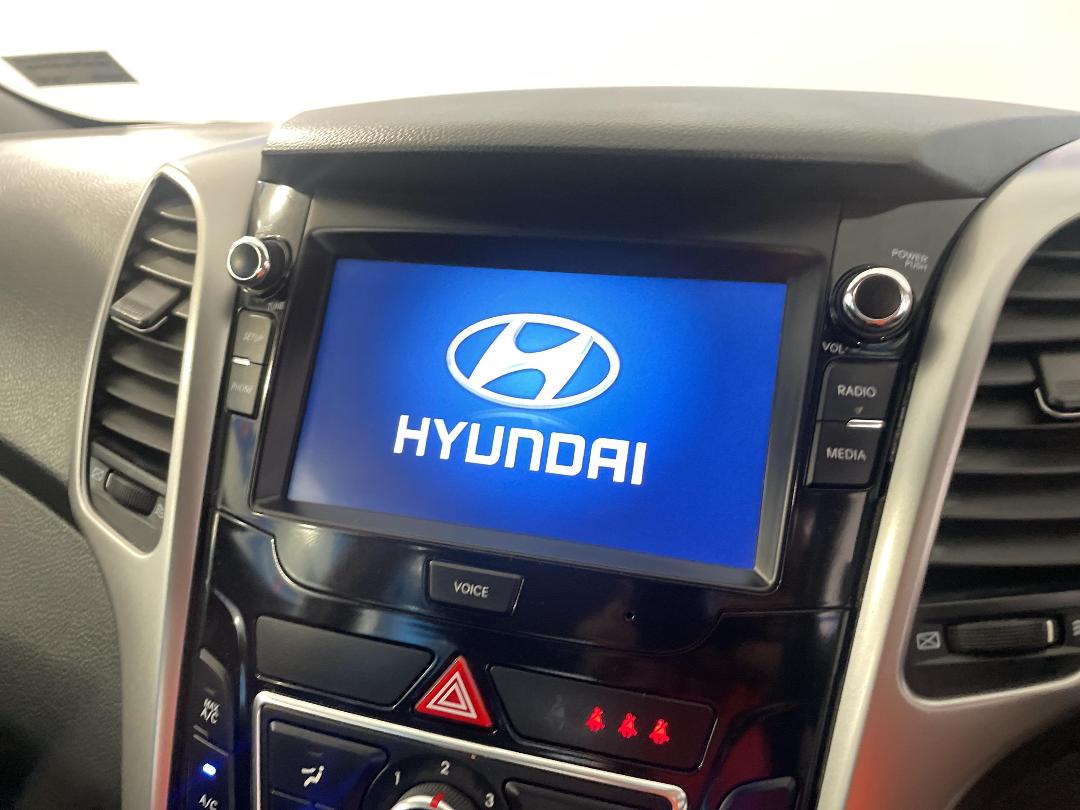 Photo '28' of Hyundai I30