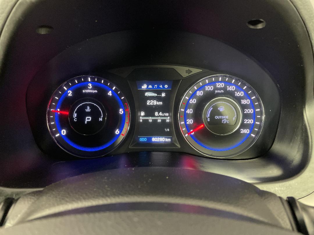 Photo '21' of Hyundai I40