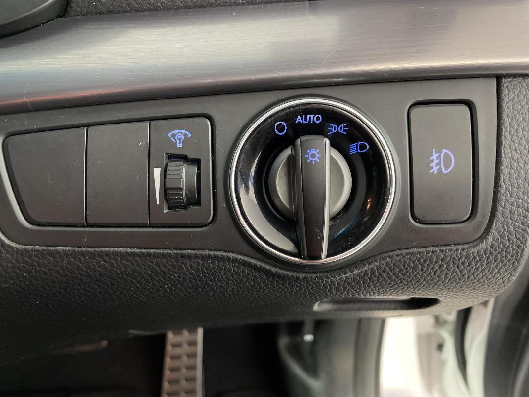 Photo '35' of Hyundai I40