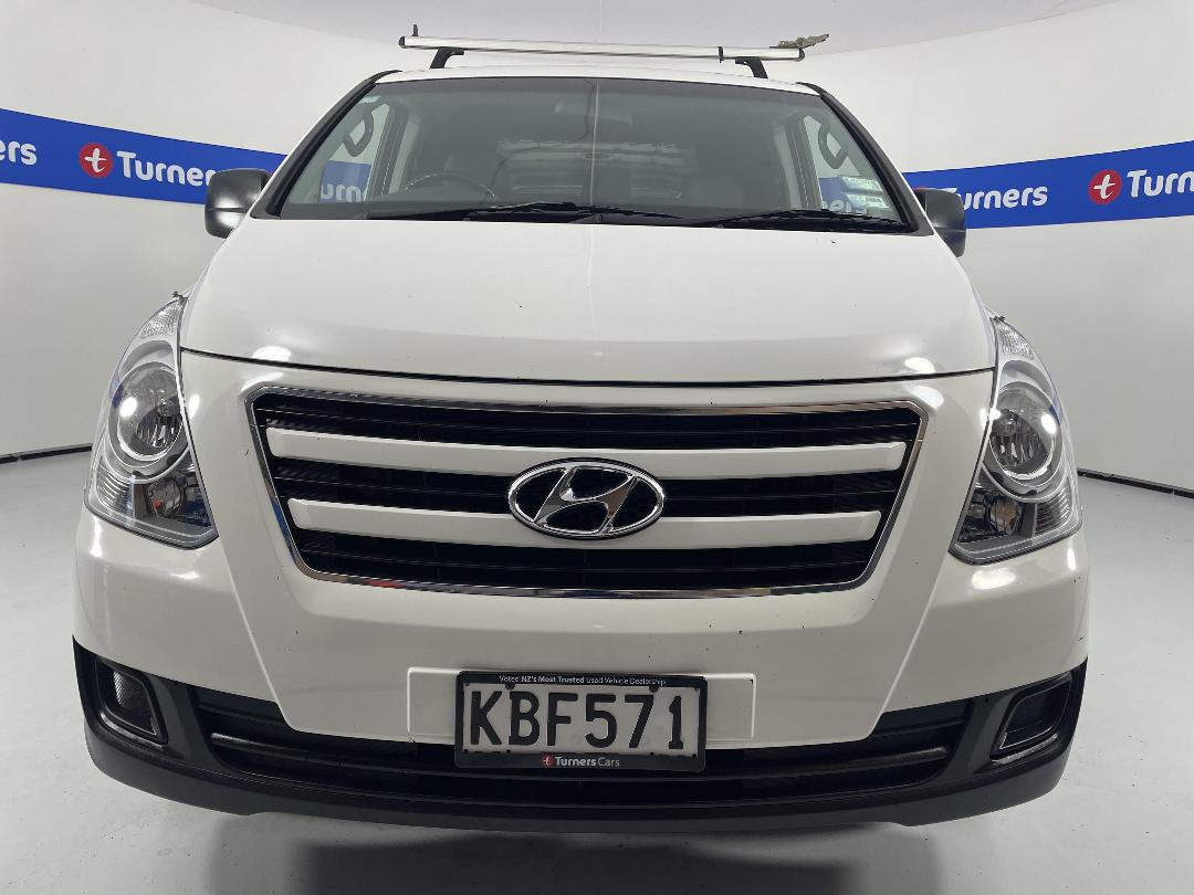 Photo '2' of Hyundai Iload Photo '2' of Hyundai Iload