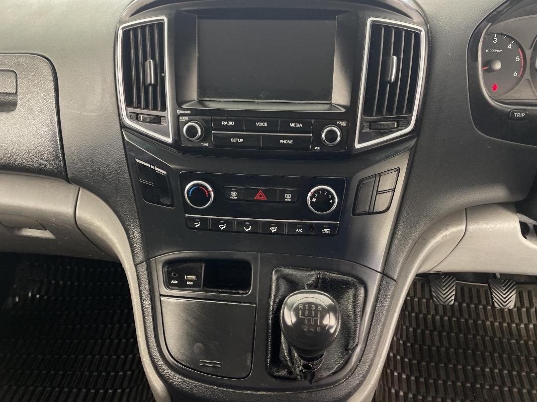 Photo '18' of Hyundai Iload Photo '18' of Hyundai Iload