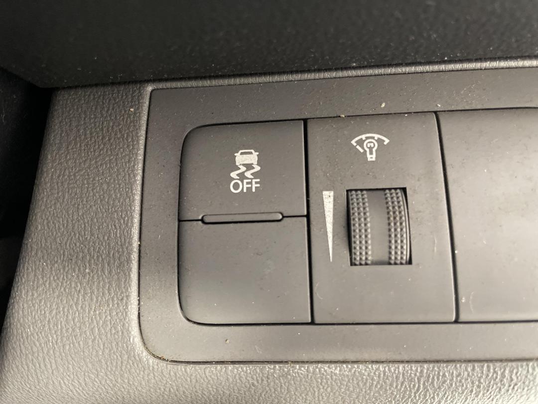 Photo '23' of Hyundai Iload Photo '23' of Hyundai Iload