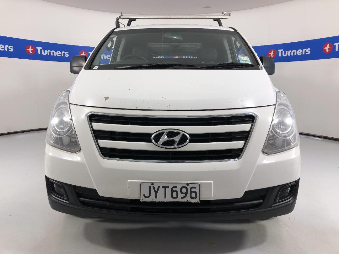 Photo '2' of Hyundai Iload Photo '2' of Hyundai Iload