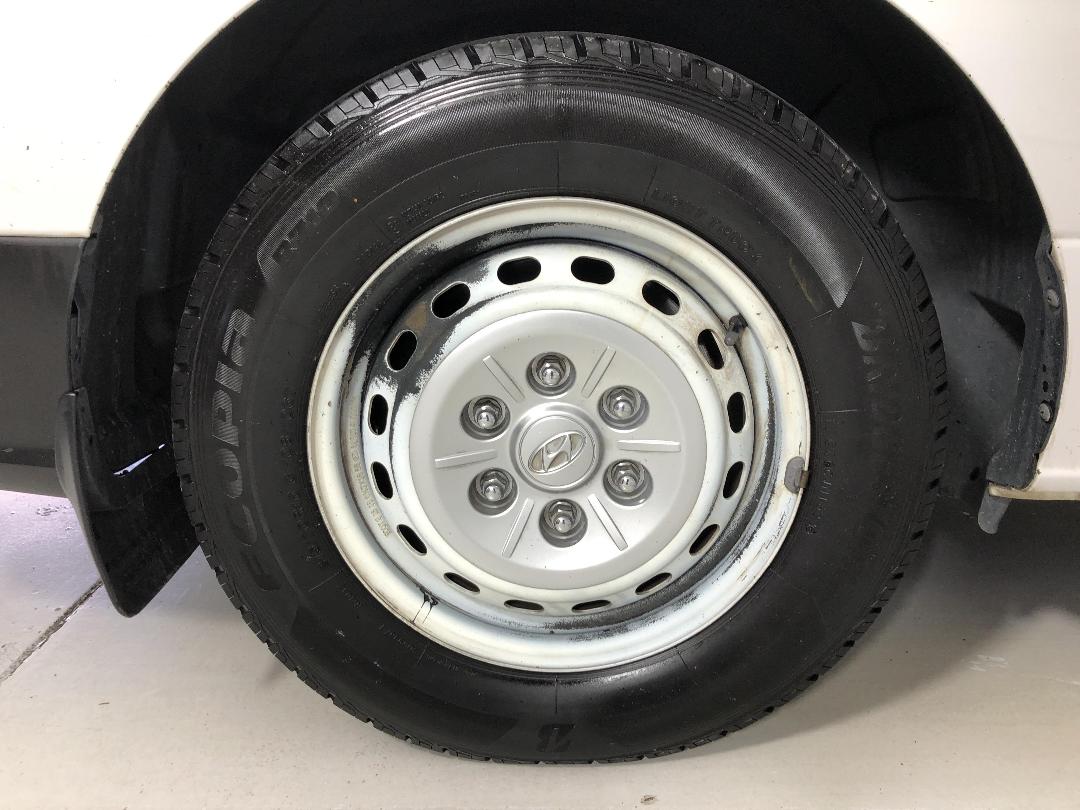 Photo '12' of Hyundai Iload Photo '12' of Hyundai Iload