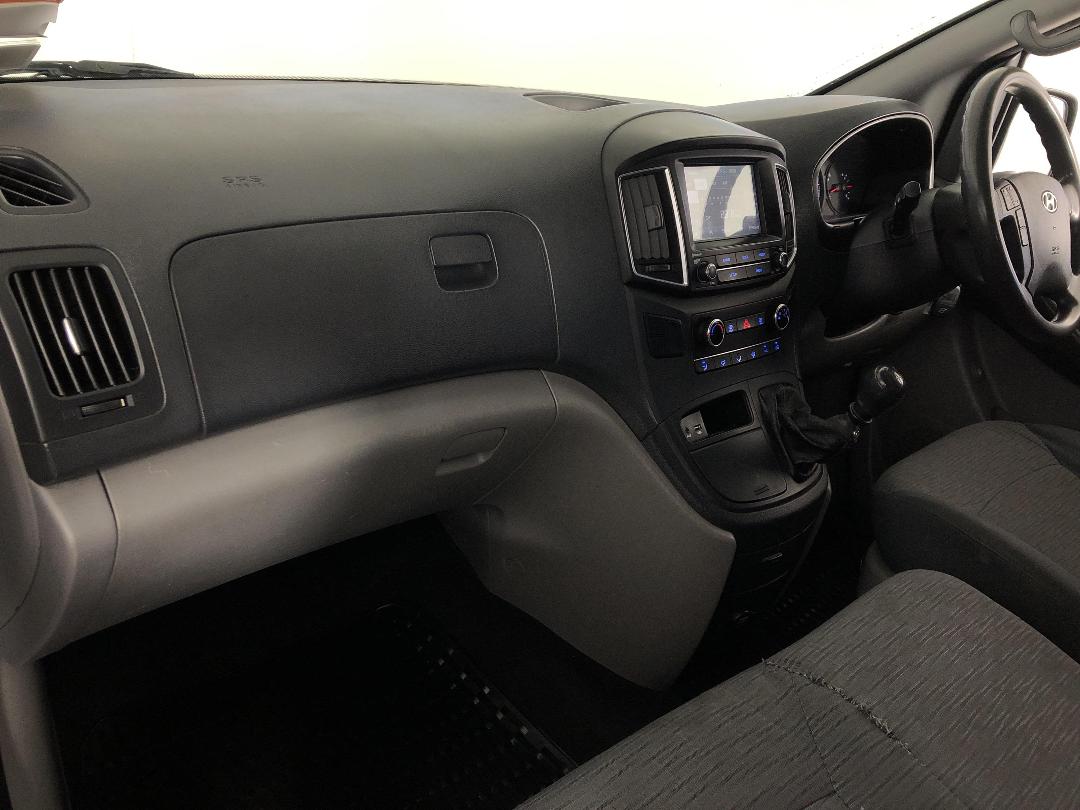 Photo '17' of Hyundai Iload Photo '17' of Hyundai Iload