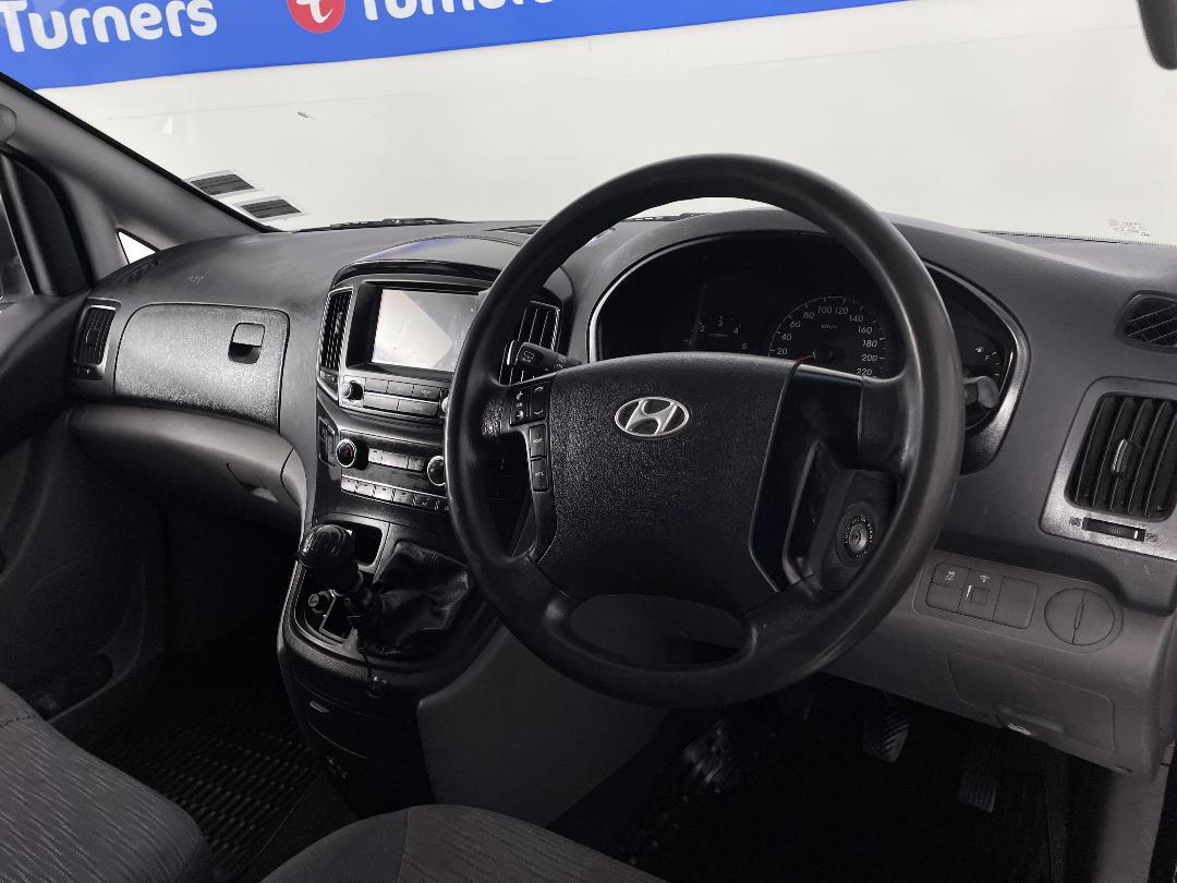 Photo '17' of Hyundai Iload