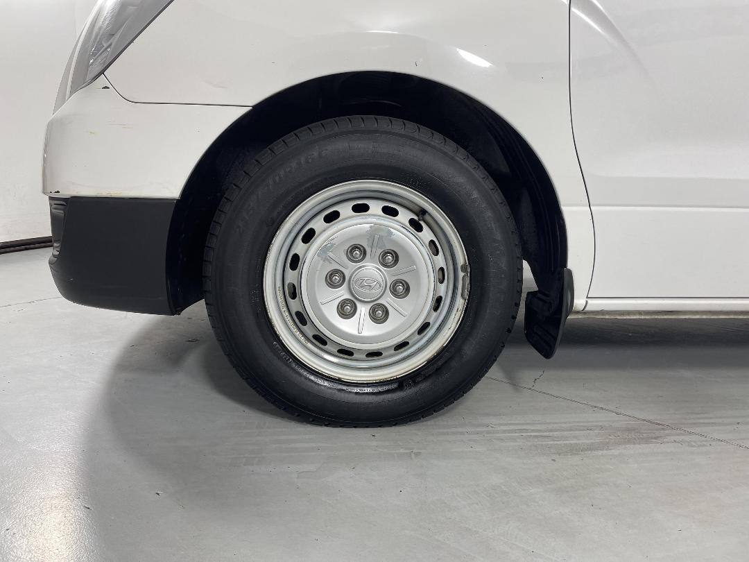 Photo '10' of Hyundai Iload Photo '10' of Hyundai Iload