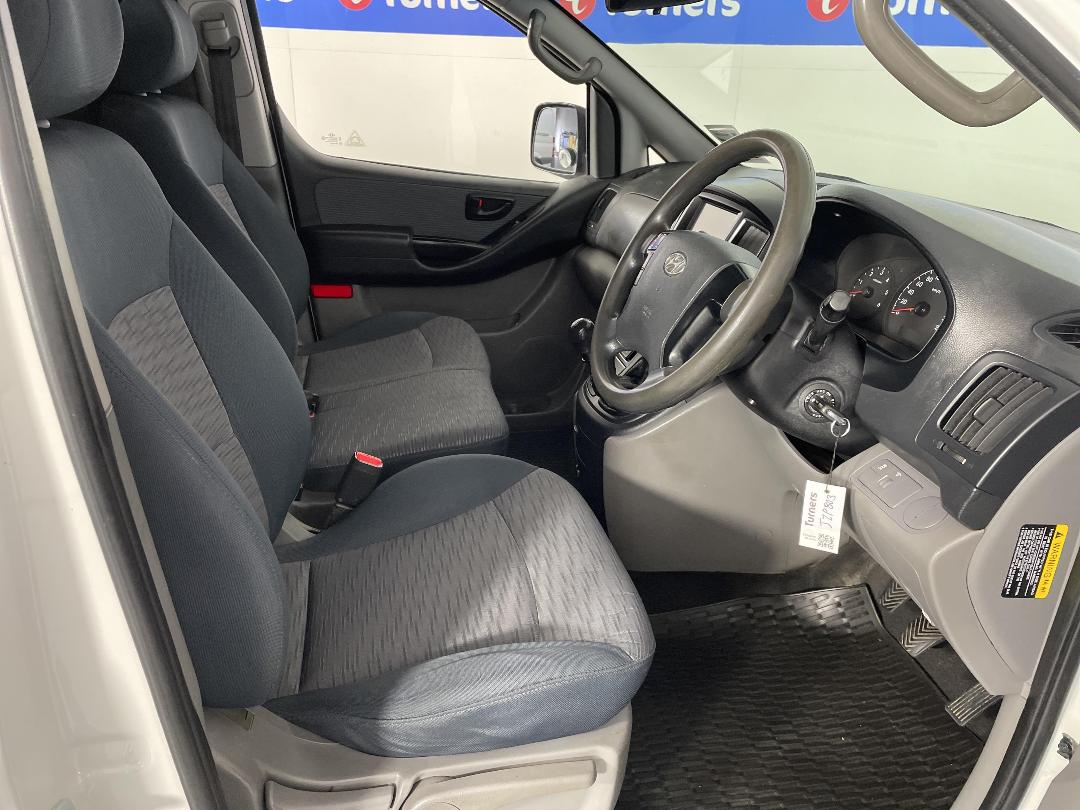 Photo '16' of Hyundai Iload Photo '16' of Hyundai Iload