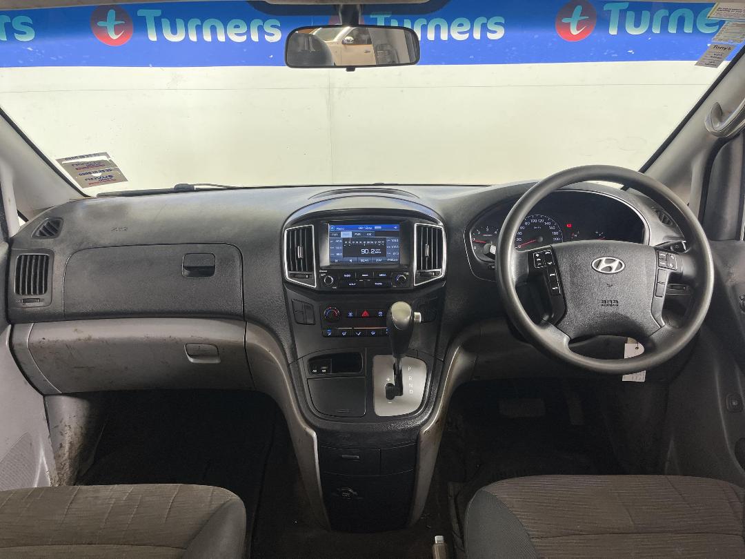 Photo '17' of Hyundai Iload Photo '17' of Hyundai Iload