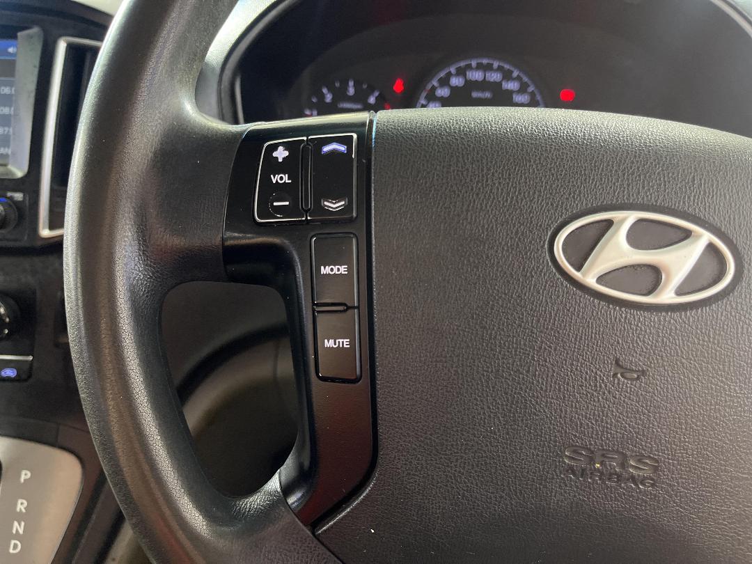 Photo '25' of Hyundai Iload Photo '25' of Hyundai Iload