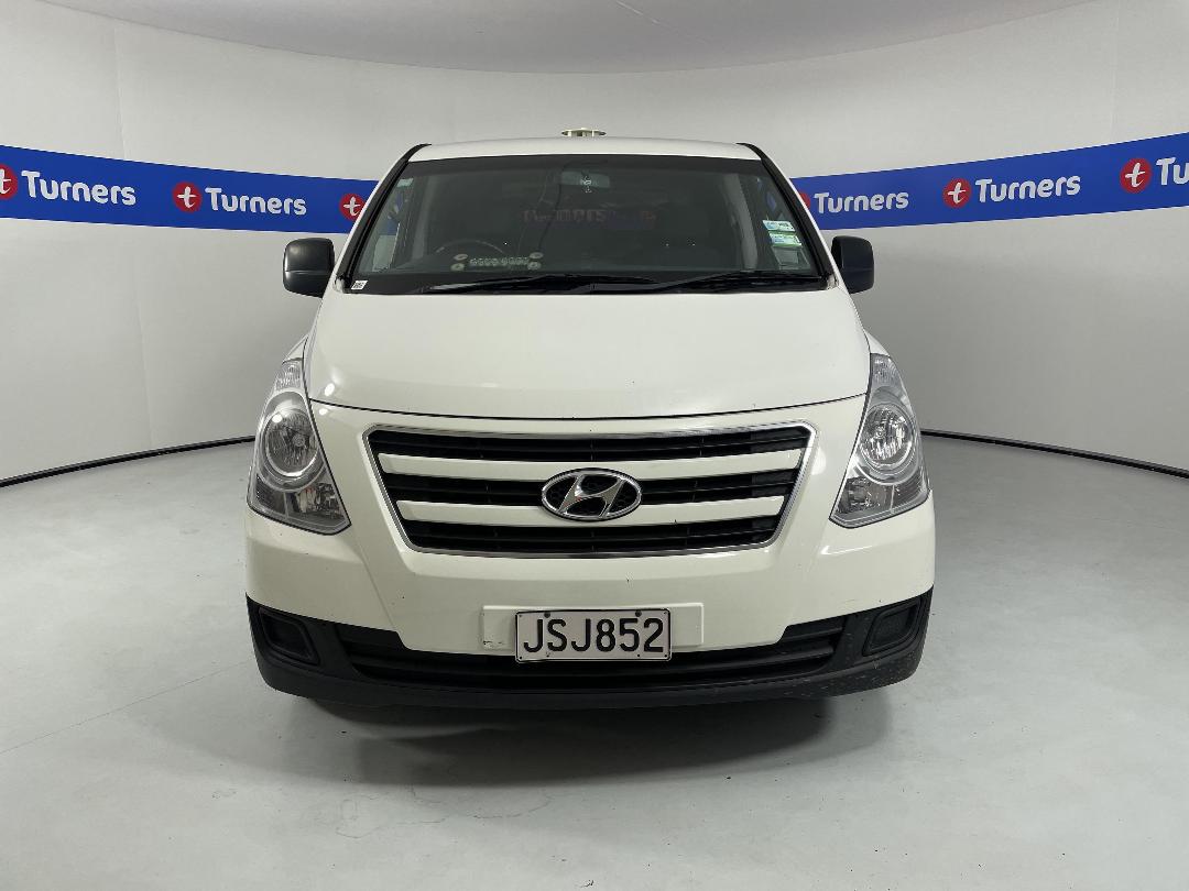 Photo '2' of Hyundai Iload Photo '2' of Hyundai Iload