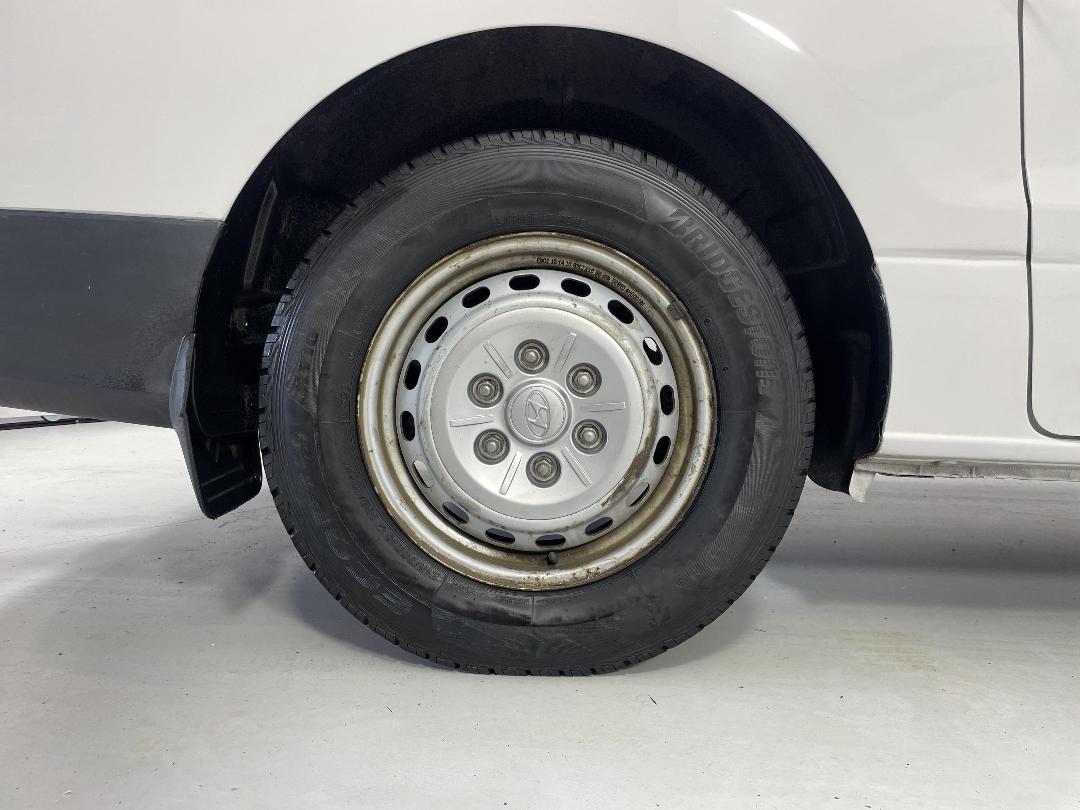 Photo '12' of Hyundai Iload Photo '12' of Hyundai Iload