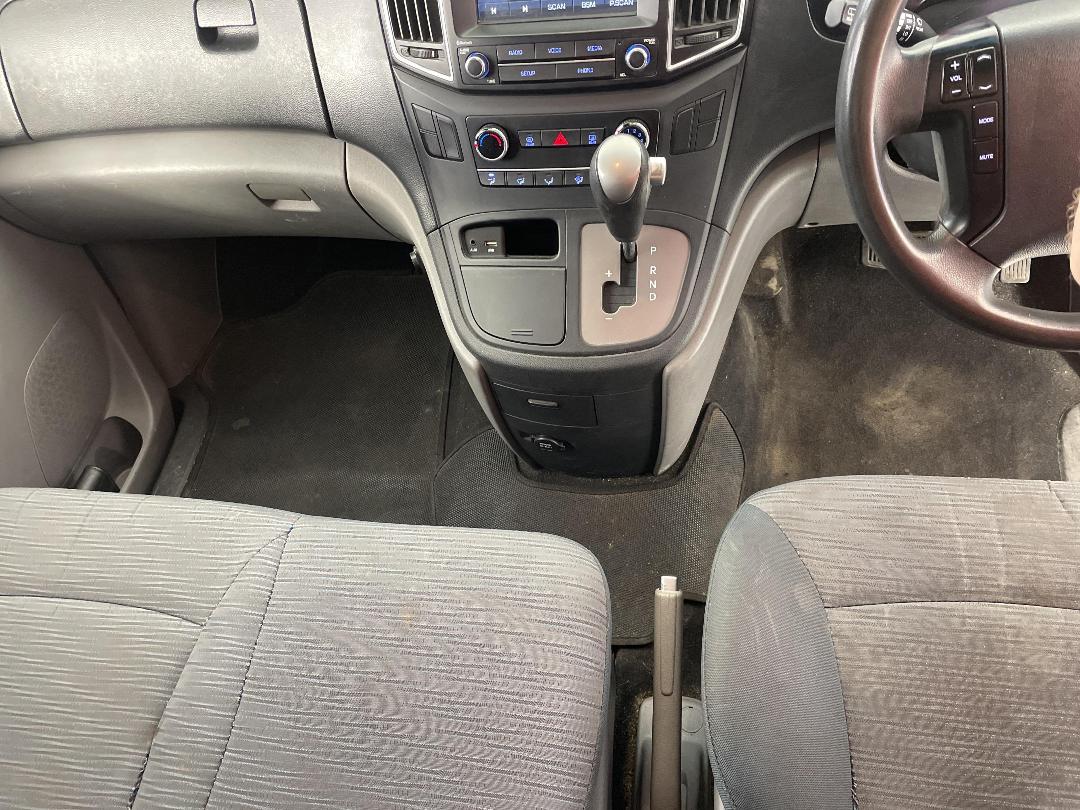 Photo '18' of Hyundai Iload Photo '18' of Hyundai Iload