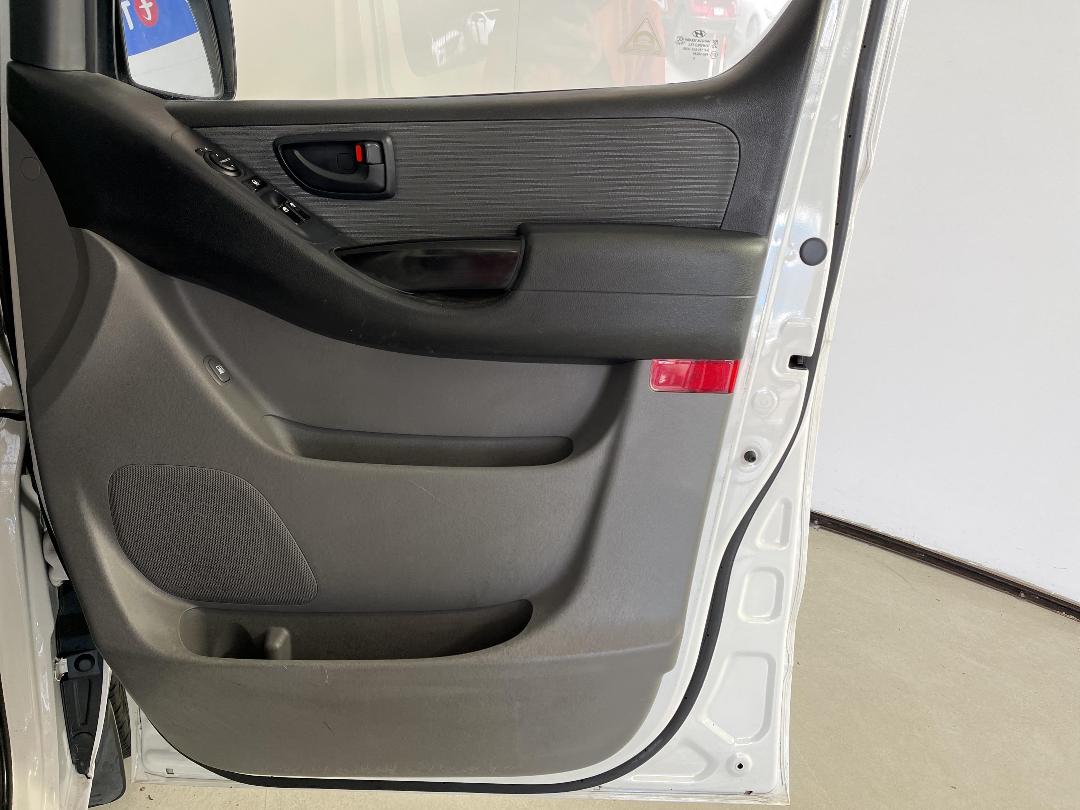 Photo '15' of Hyundai Iload Photo '15' of Hyundai Iload