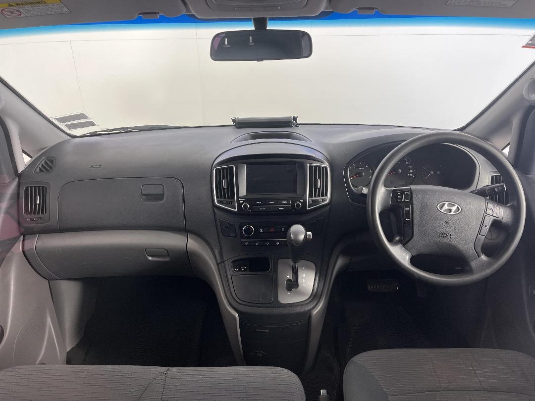 Photo '17' of Hyundai Iload Photo '17' of Hyundai Iload