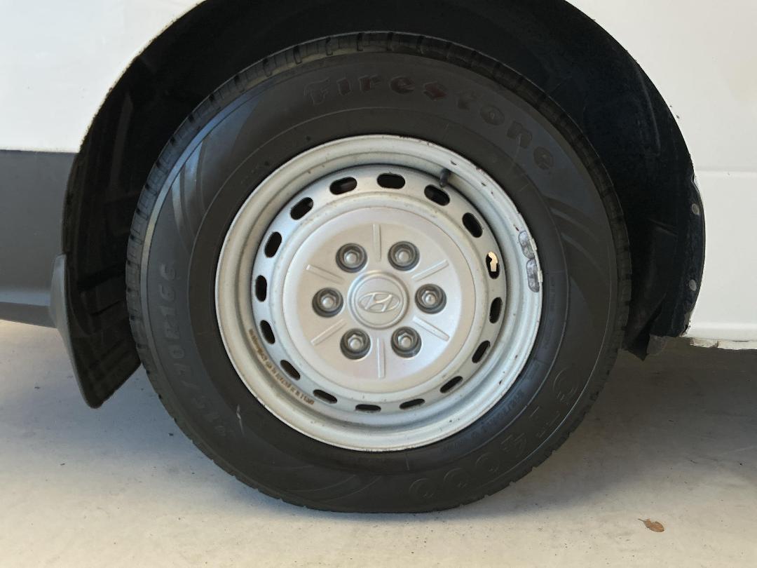 Photo '12' of Hyundai Iload