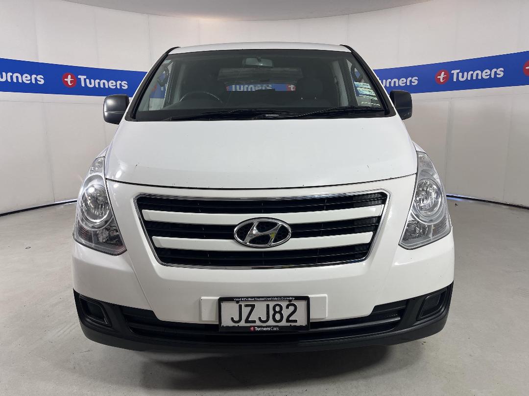 Photo '2' of Hyundai Iload Photo '2' of Hyundai Iload