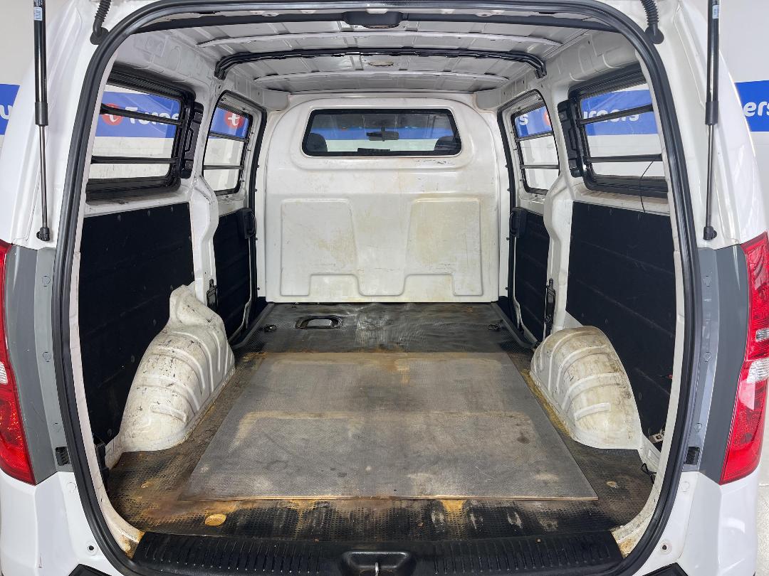 Photo '14' of Hyundai Iload Photo '14' of Hyundai Iload