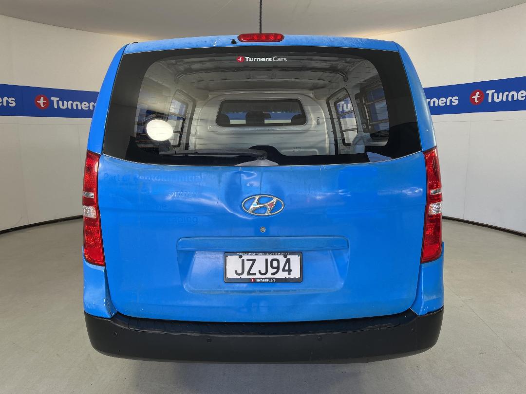 Photo '6' of Hyundai Iload Photo '6' of Hyundai Iload