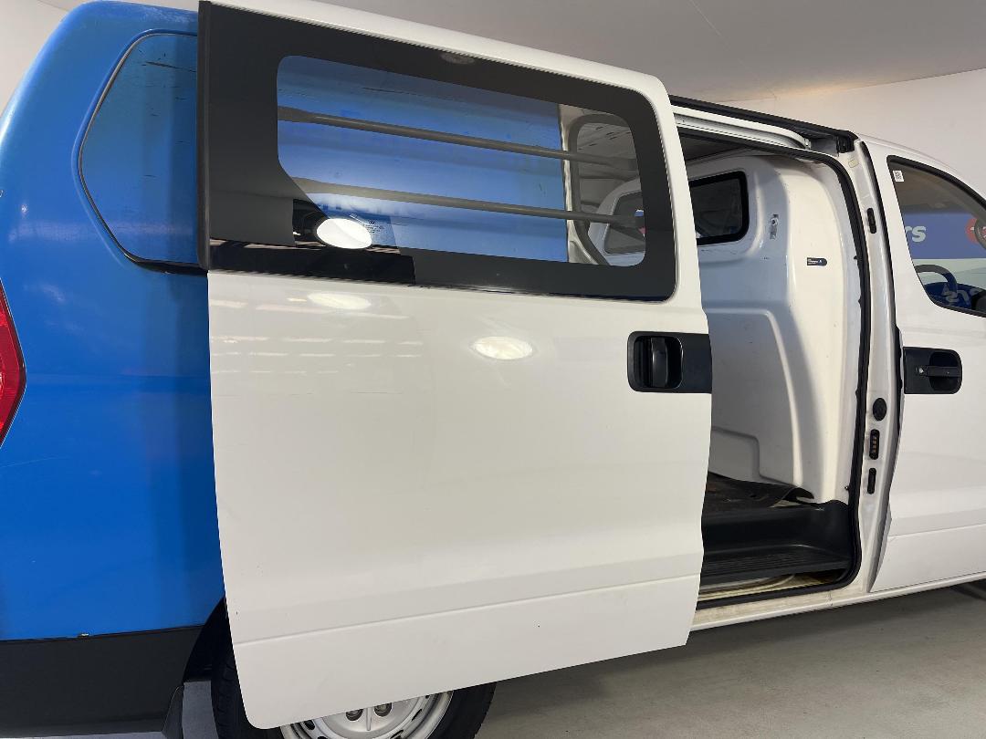 Photo '19' of Hyundai Iload Photo '19' of Hyundai Iload