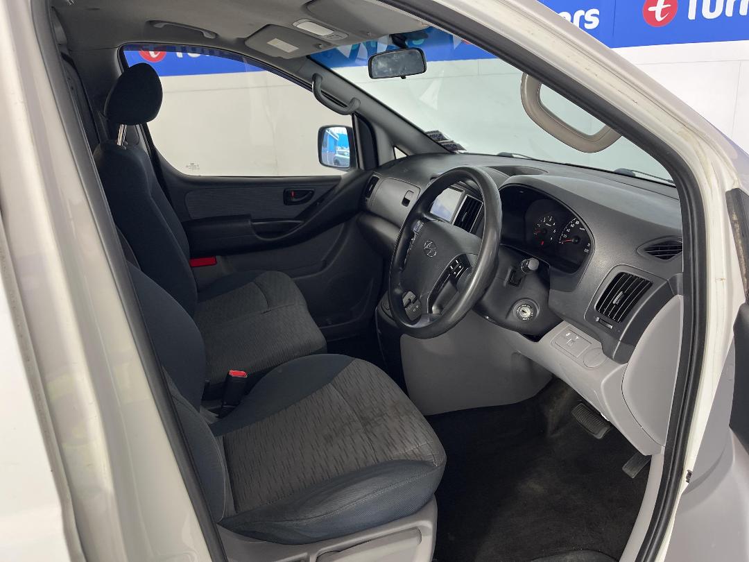 Photo '16' of Hyundai Iload